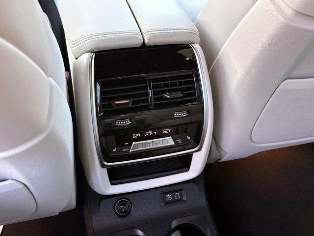 new 2026 BMW X7 car, priced at $99,925