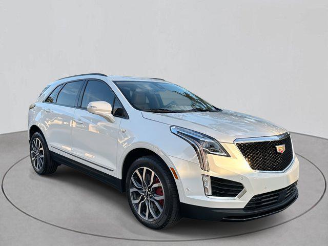 used 2023 Cadillac XT5 car, priced at $37,573