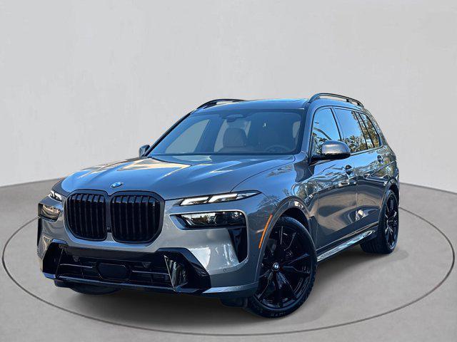 new 2026 BMW X7 car, priced at $100,625