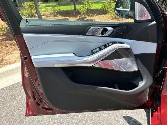 new 2026 BMW X7 car, priced at $99,035