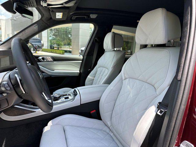 new 2026 BMW X7 car, priced at $99,035