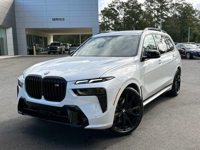 new 2025 BMW X7 car, priced at $123,720