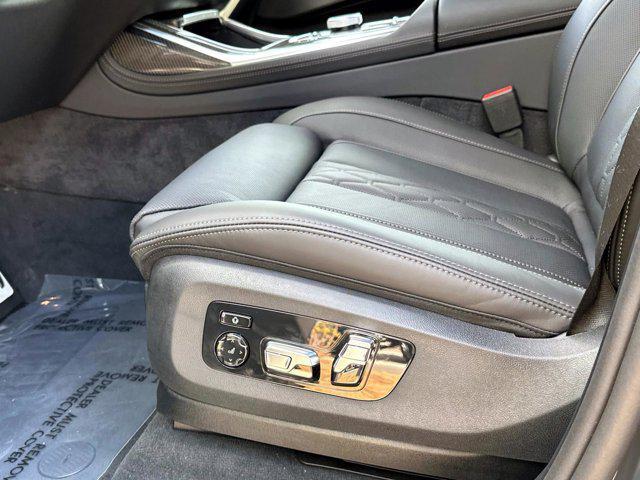 new 2026 BMW X7 car, priced at $122,425