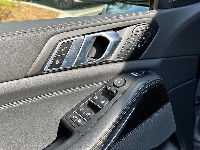 new 2026 BMW X7 car, priced at $122,425