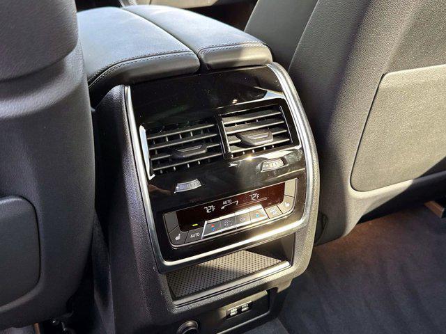 new 2026 BMW X7 car, priced at $122,425