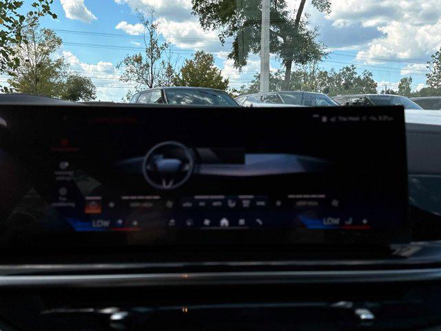 new 2026 BMW X7 car, priced at $102,735