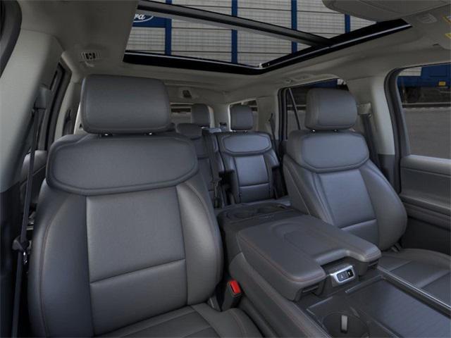 new 2025 Ford Expedition car, priced at $73,289
