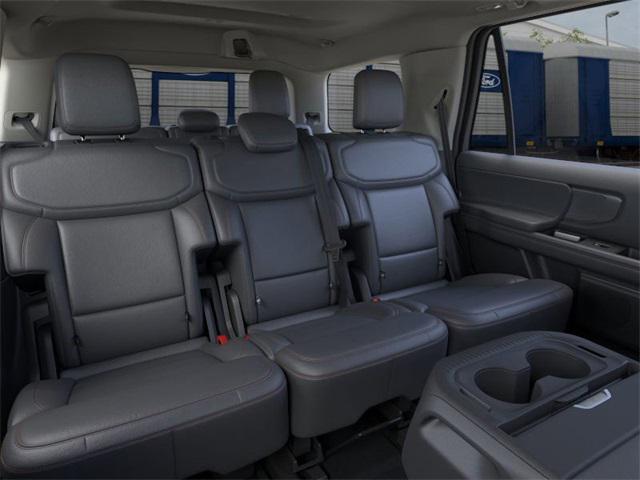 new 2025 Ford Expedition car, priced at $72,789