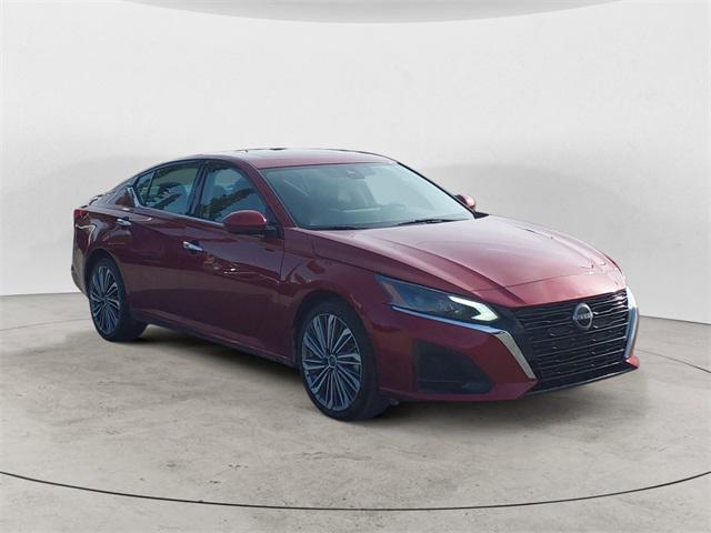 used 2024 Nissan Altima car, priced at $27,988