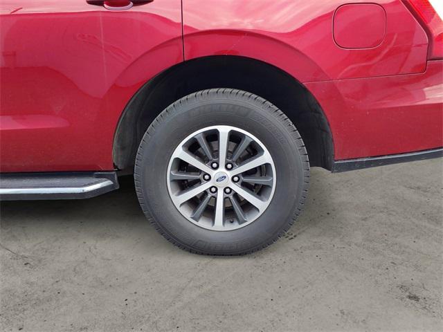 used 2019 Ford Expedition car, priced at $27,900