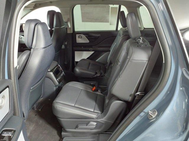 new 2025 Lincoln Aviator car, priced at $77,399