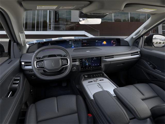 new 2025 Lincoln Navigator car, priced at $102,794