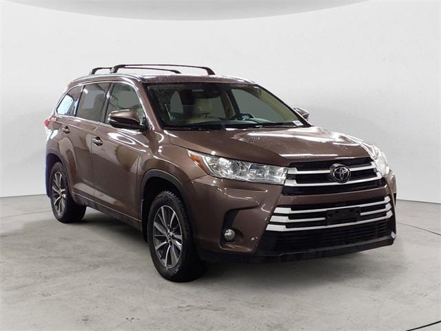 used 2017 Toyota Highlander car, priced at $12,961