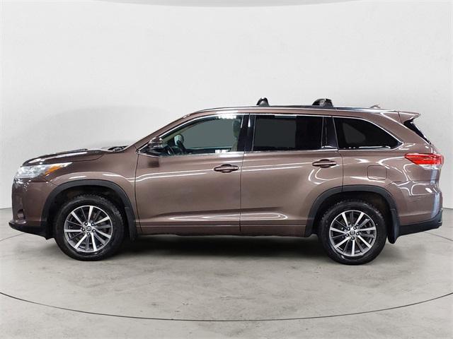used 2017 Toyota Highlander car, priced at $12,961