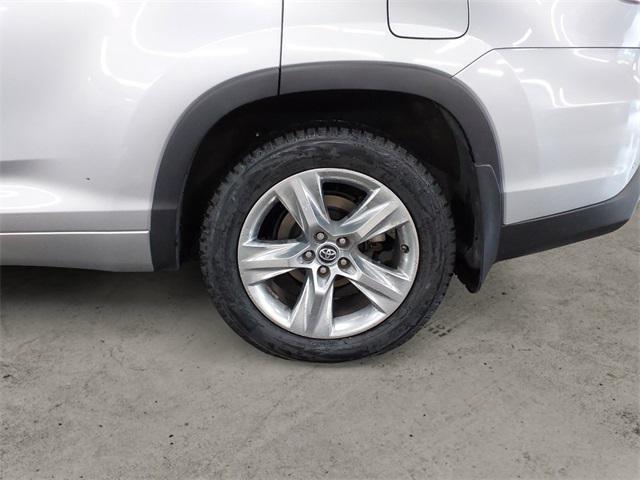 used 2018 Toyota Highlander car, priced at $19,961