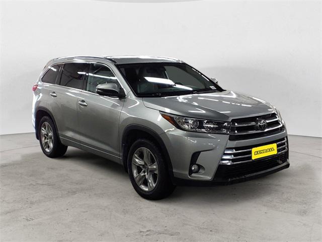 used 2018 Toyota Highlander car, priced at $19,961