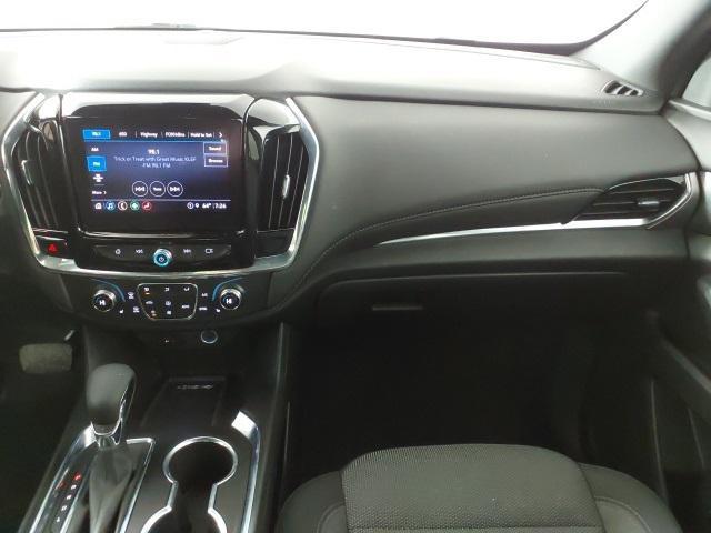 used 2023 Chevrolet Traverse car, priced at $32,988