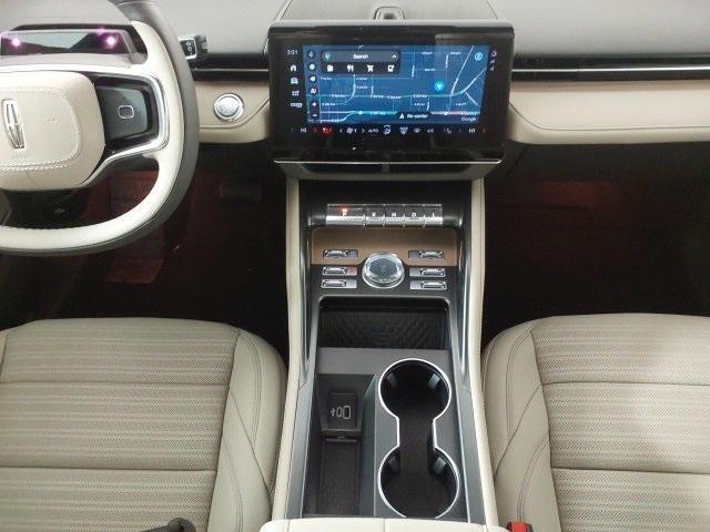 new 2025 Lincoln Nautilus car, priced at $59,770