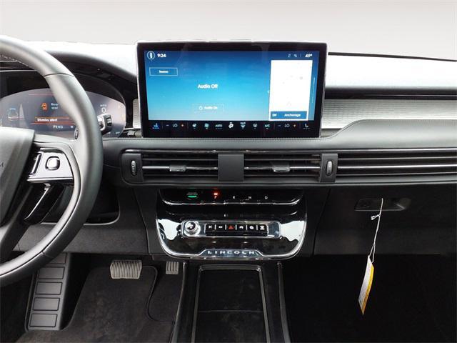 new 2025 Lincoln Corsair car, priced at $47,130