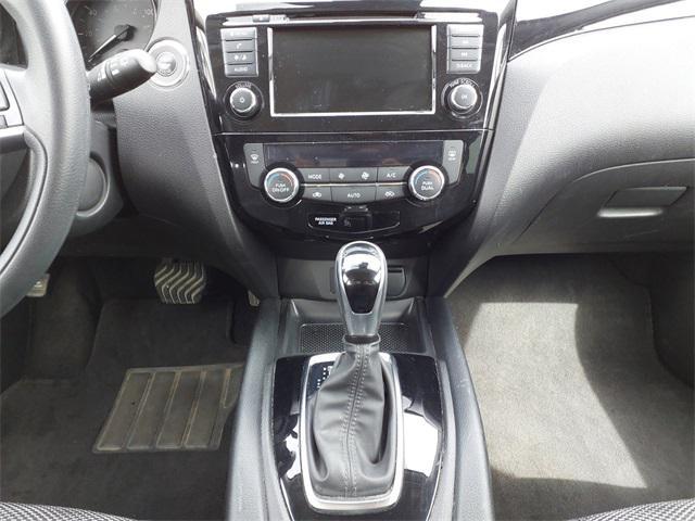 used 2020 Nissan Rogue Sport car, priced at $21,900