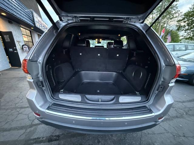 used 2014 Jeep Grand Cherokee car, priced at $11,899