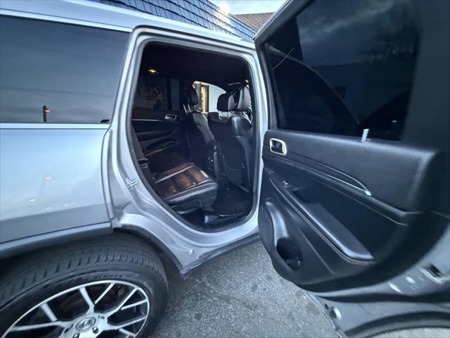 used 2014 Jeep Grand Cherokee car, priced at $11,999