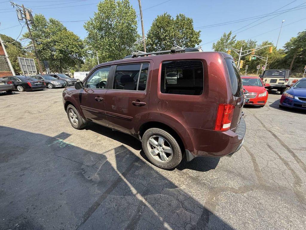 used 2011 Honda Pilot car, priced at $8,999