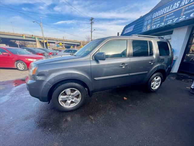 used 2011 Honda Pilot car, priced at $10,999