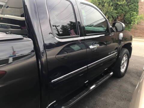 used 2013 Chevrolet Silverado 1500 car, priced at $17,499