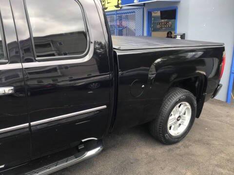 used 2013 Chevrolet Silverado 1500 car, priced at $17,499