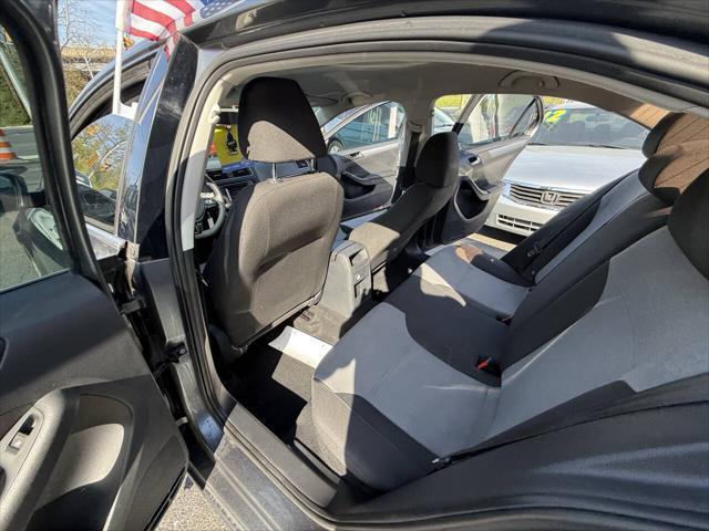 used 2017 Volkswagen Jetta car, priced at $7,995