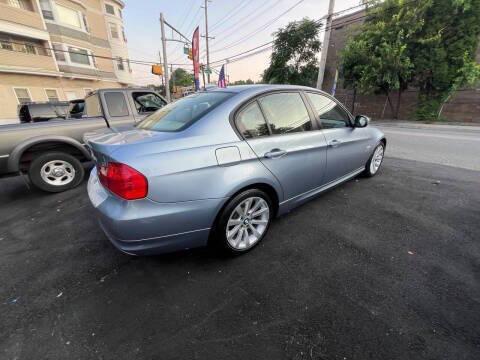 used 2011 BMW 328 car, priced at $12,995