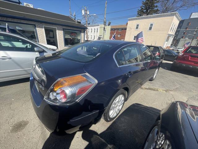 used 2009 Nissan Altima car, priced at $8,999