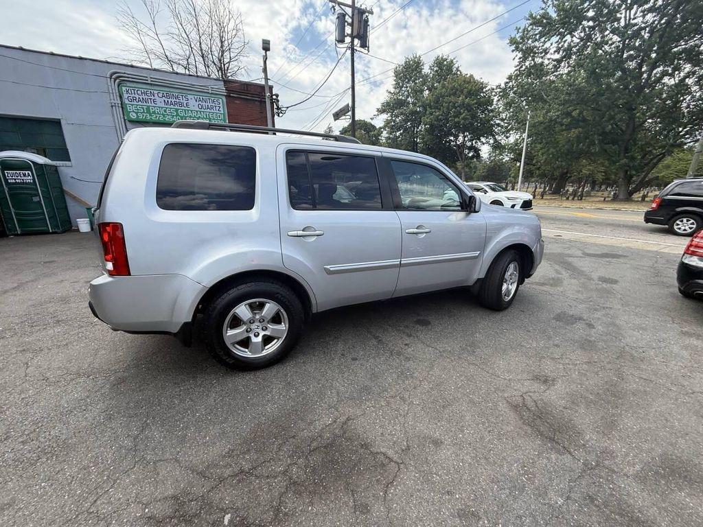 used 2011 Honda Pilot car, priced at $8,999