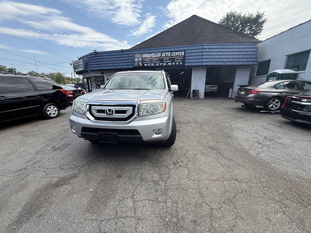 used 2011 Honda Pilot car, priced at $8,999
