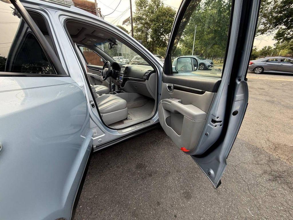 used 2007 Hyundai Santa Fe car, priced at $7,799