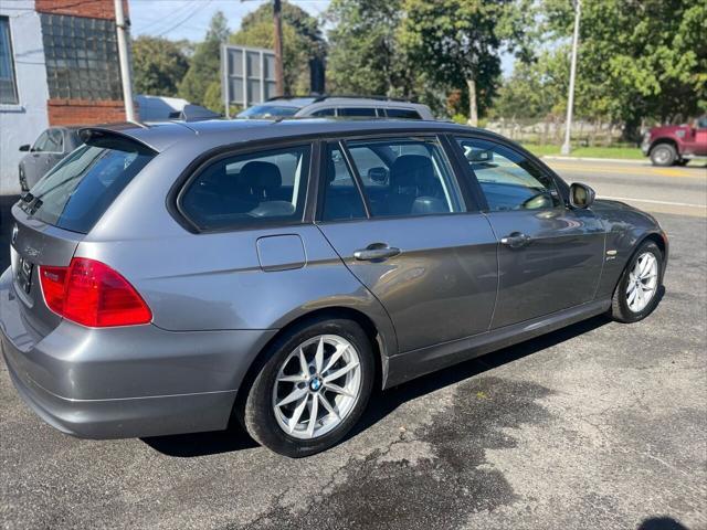 used 2010 BMW 328 car, priced at $5,999