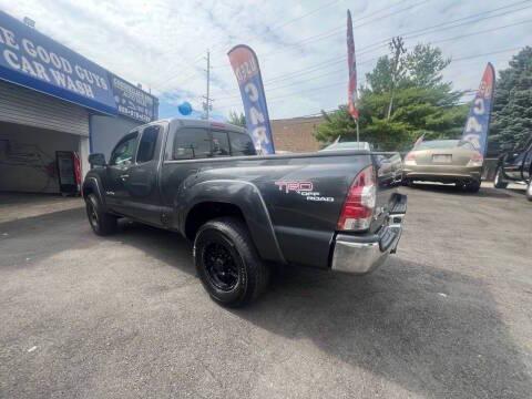 used 2009 Toyota Tacoma car, priced at $14,999