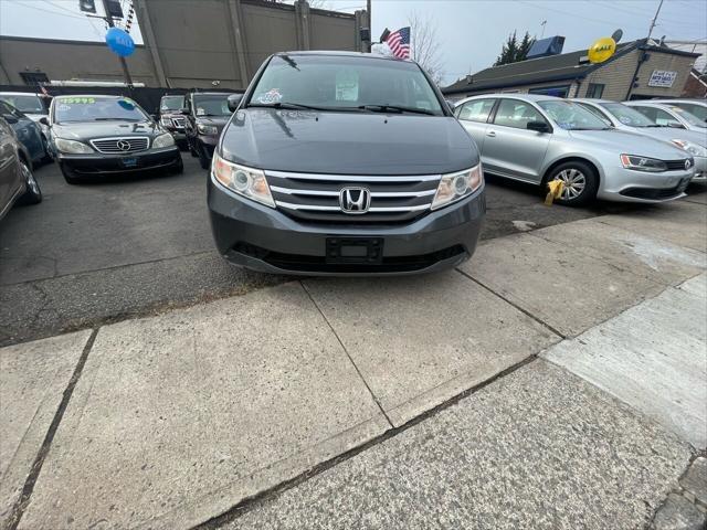 used 2011 Honda Odyssey car, priced at $9,999