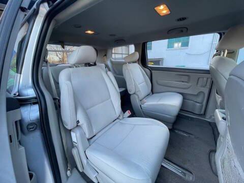 used 2016 Kia Sedona car, priced at $9,999