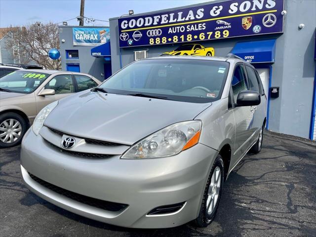 used 2006 Toyota Sienna car, priced at $6,999