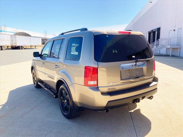 used 2011 Honda Pilot car, priced at $11,995