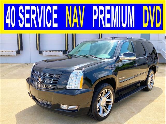 used 2013 Cadillac Escalade car, priced at $16,995