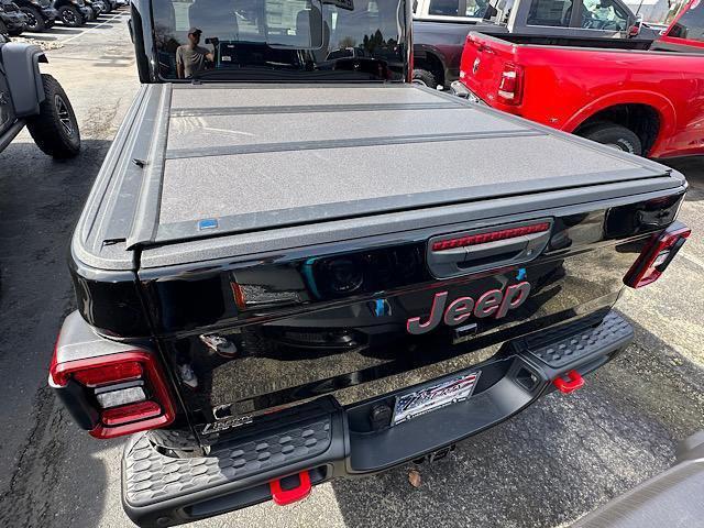 new 2024 Jeep Gladiator car, priced at $61,480