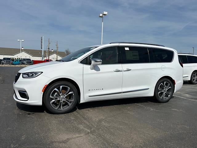 new 2024 Chrysler Pacifica car, priced at $53,569