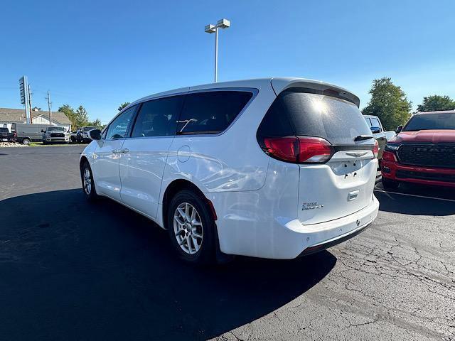 used 2020 Chrysler Pacifica car, priced at $13,500