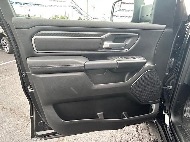 new 2025 Ram 1500 car