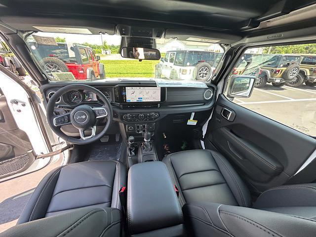 new 2025 Jeep Wrangler 4xe car