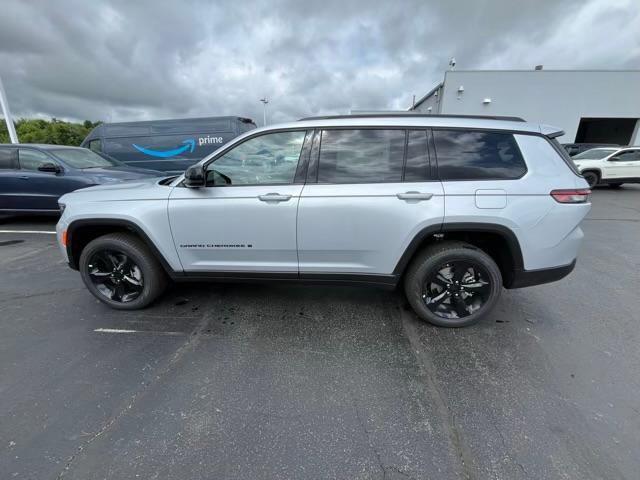 new 2024 Jeep Grand Cherokee L car, priced at $50,249