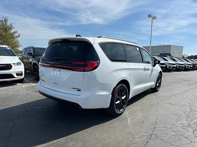 new 2024 Chrysler Pacifica car, priced at $56,857